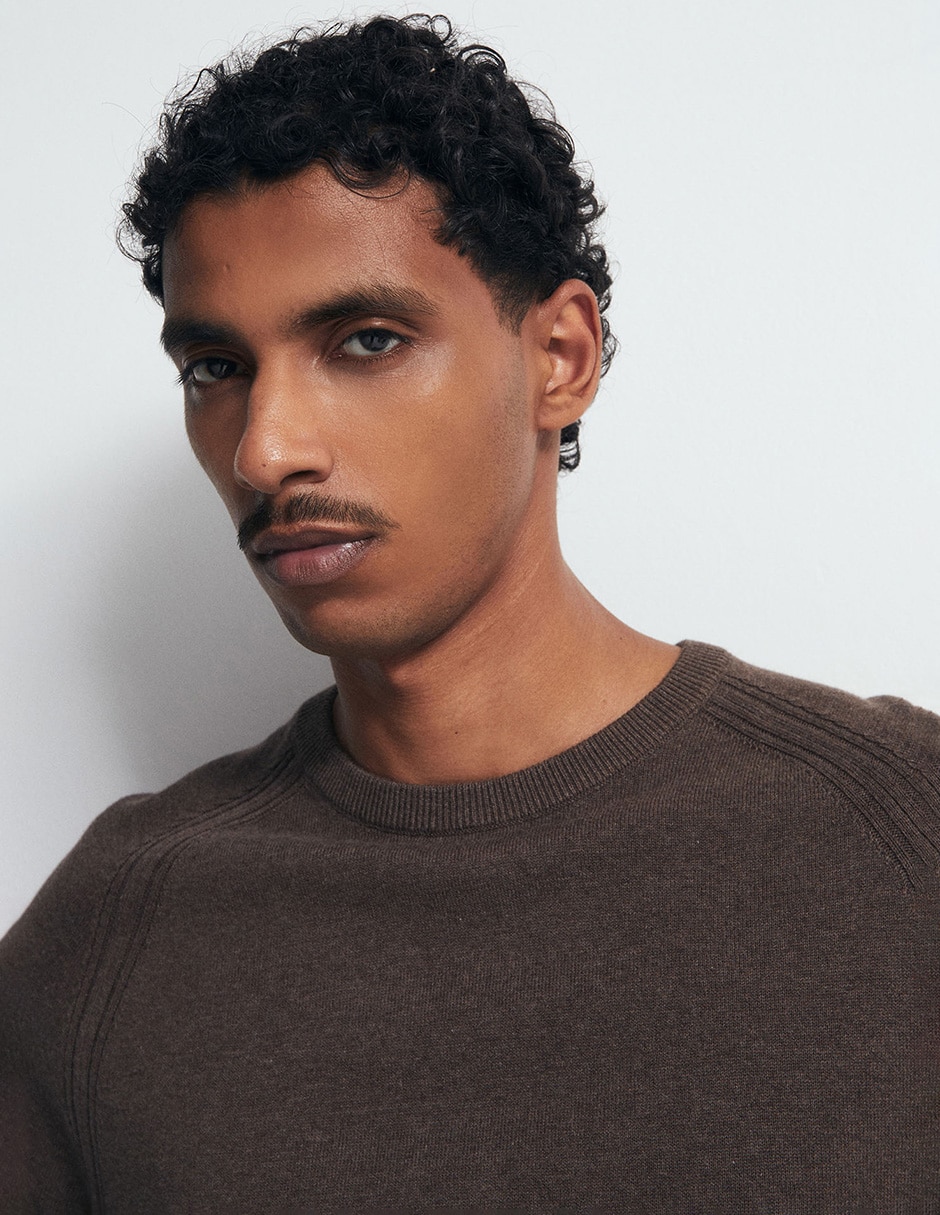 Suéter cuello redondo para hombre 4